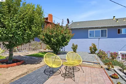 3021 Glynis Dr, Richmond, CA 94806 - Photo 31