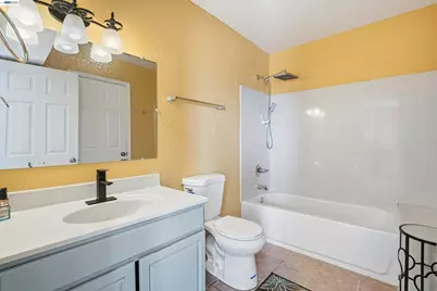 3021 Glynis Dr, Richmond, CA 94806 - Photo 25
