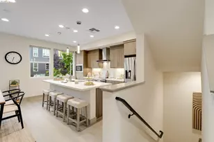 1357 Pullman, Oakland, CA 94607 - Photo 9