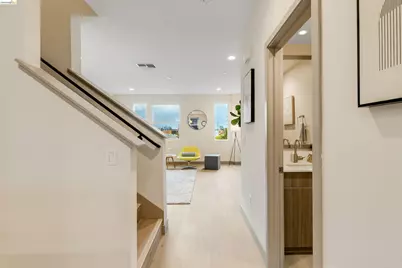 1357 Pullman, Oakland, CA 94607 - Photo 15