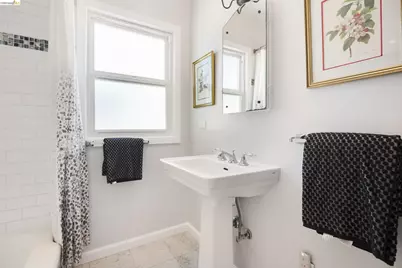 946 Jackson St, Albany, CA 94706 - Photo 17