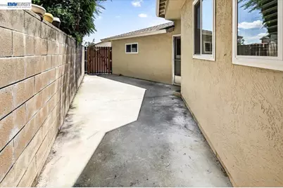 4592 Edwards Ln, Castro Valley, CA 94546 - Photo 39