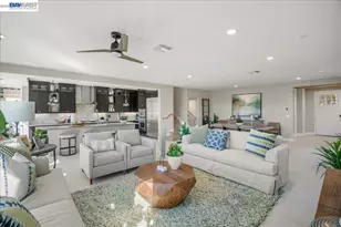 32663 Singh Cir, Union City, CA 94587 - Photo 11