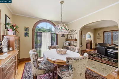 1225 Ulfinian Way, Martinez, CA 94553 - Photo 15