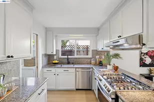 2615 San Jose Ave, Alameda, CA 94501 - Photo 3