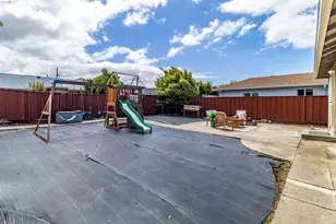 832 Serra Dr, San Leandro, CA 94578 - Photo 37