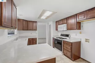 410 Monaco Ave, Union City, CA 94587 - Photo 3