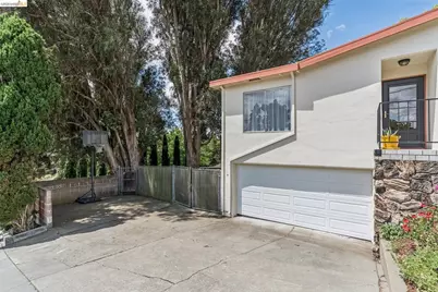 4203 Garden Lane, El Sobrante, CA 94803 - Photo 3