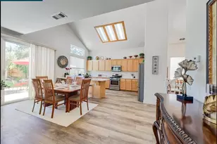 10552 Clarks Fork Cir, Stockton, CA 95219 - Photo 11