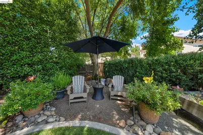 4247 Christopher Michael Ct, Tracy, CA 95377 - Photo 5