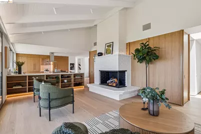 14001 Skyline Blvd, Oakland, CA 94619 - Photo 15