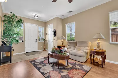 2611 Torrey Pines Dr, Brentwood, CA 94513 - Photo 9