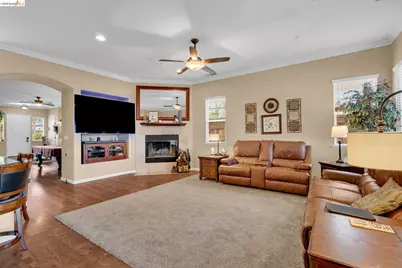 2611 Torrey Pines Dr, Brentwood, CA 94513 - Photo 19