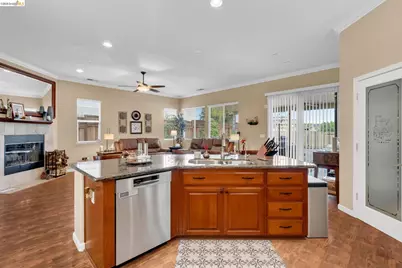 2611 Torrey Pines Dr, Brentwood, CA 94513 - Photo 17