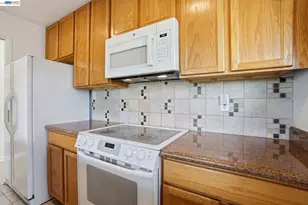 2101 Vanderslice Ct, Walnut Creek, CA 94596 - Photo 9