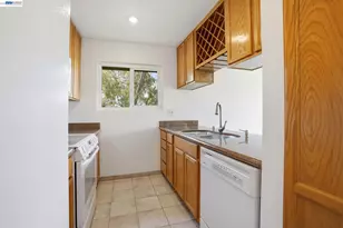 2101 Vanderslice Ct, Walnut Creek, CA 94596 - Photo 7