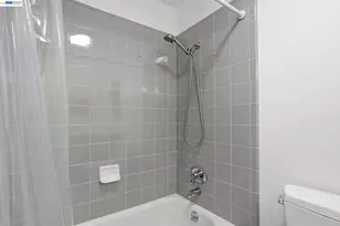 2101 Vanderslice Ct, Walnut Creek, CA 94596 - Photo 23