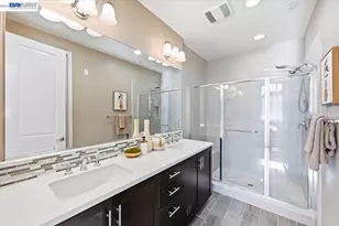 5423 Iron Horse Pkwy, Dublin, CA 94568 - Photo 17