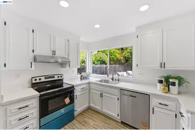 34042 Rowland Dr, Fremont, CA 94555 - Photo 15