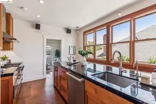 6166 Dover St, Oakland, CA 94609 - Photo 11