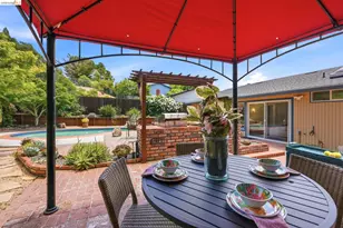2662 Tamalpais Dr, Pinole, CA 94564 - Photo 15