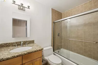 466 Crescent Street #317, Oakland, CA 94610 - Photo 21