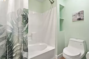 280 Caldecott Ln, Oakland, CA 94618 - Photo 29