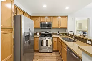280 Caldecott Ln, Oakland, CA 94618 - Photo 11
