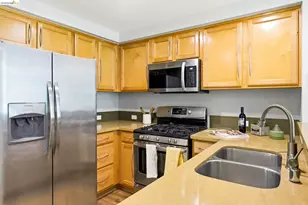 280 Caldecott Ln, Oakland, CA 94618 - Photo 13