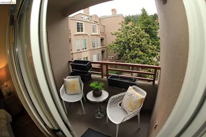 280 Caldecott Ln #202, Oakland, CA 94618 - Photo 21