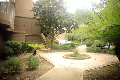 280 Caldecott Ln #202, Oakland, CA 94618 - Photo 37