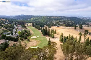 7981 Surrey Ln, Oakland, CA 94605 - Photo 45