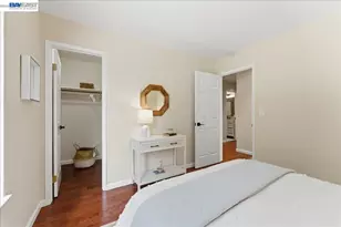 7981 Surrey Ln, Oakland, CA 94605 - Photo 23
