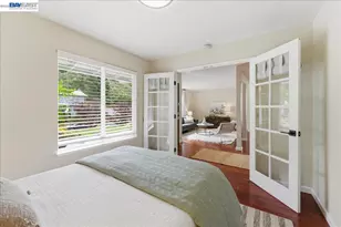 7981 Surrey Ln, Oakland, CA 94605 - Photo 21