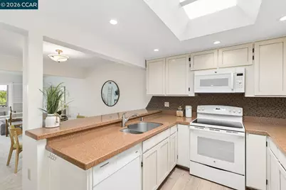 2409 Golden Rain Road #1, Walnut Creek, CA 94595 - Photo 13