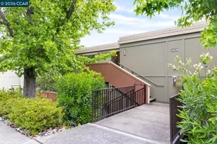 2409 Golden Rain Rd, Walnut Creek, CA 94595 - Photo 27
