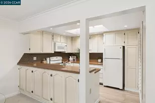2409 Golden Rain Rd, Walnut Creek, CA 94595 - Photo 11