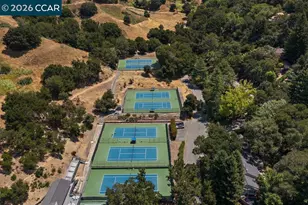 16 Sunnyside Ct, Orinda, CA 94563 - Photo 59