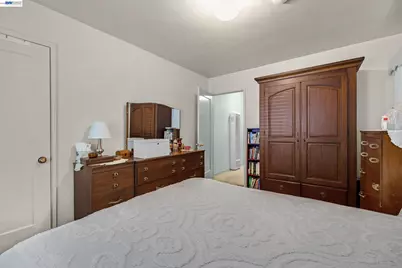 21617 Westfield Ave, Hayward, CA 94541 - Photo 19