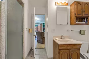 21617 Westfield Ave, Hayward, CA 94541 - Photo 25