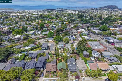 1316 Peralta Ave, Berkeley, CA 94702 - Photo 31