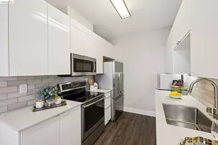 189 Schooner Ct, Richmond, CA 94804 - Photo 11