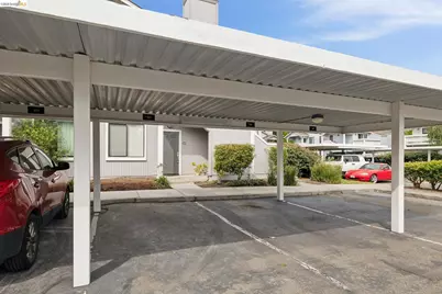 189 Schooner Ct, Richmond, CA 94804 - Photo 23