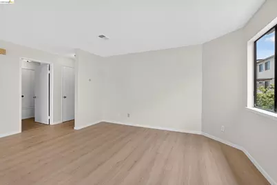 5035 Valley Crest Dr #177, Concord, CA 94521 - Photo 7