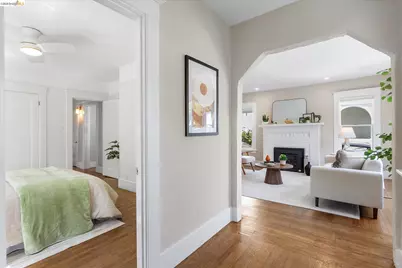 530 63rd St, Oakland, CA 94609 - Photo 7