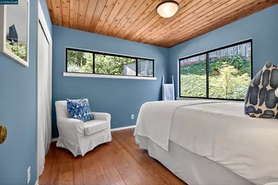 90 Loma Vista Drive, Orinda, CA 94563 - Photo 23