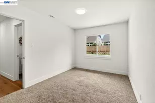 1850 Gilardy Dr, Concord, CA 94518 - Photo 33