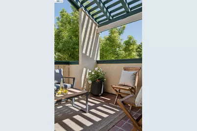 710 Lagunaria Ln, Alameda, CA 94502 - Photo 43