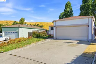 4047 Mozart Dr, Richmond, CA 94803 - Photo 3