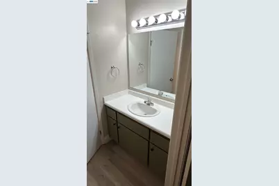1327 Webster St #B105, Alameda, CA 94501 - Photo 15